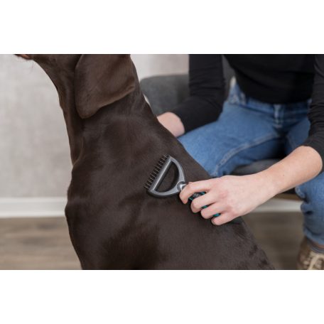 Trixie Universal Groomer | Univerzális szőrápoló borotva és aljszőrzet-eltávolító – 7 × 18 cm