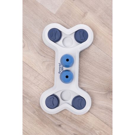 Trixie Flip Bone Strategy Game | Stratégiai játék (level 1) kutyák részére - 32x18 cm