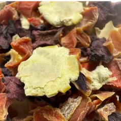   Fiory | SNACK Dried Veg. for D.Rabbits/ G.-Pigs | Kiegészítő nyúl eleség, szárított zöldség ízesítéssel - 60 g
