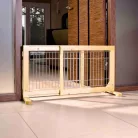 Trixie | Dog Barrier - elválasztó elem (natúr fenyő) kutyák részére (63-108x50cm)